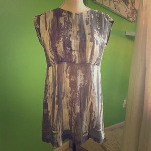 CAbi- Capped shoulder top. Size S